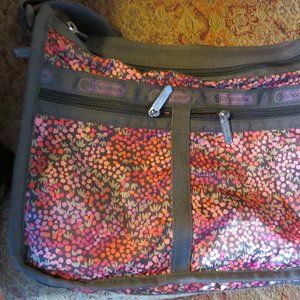 LaSportsac pink/green flower design medium crossbody bag, euc